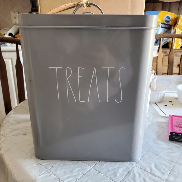 Rae dunn dog food container